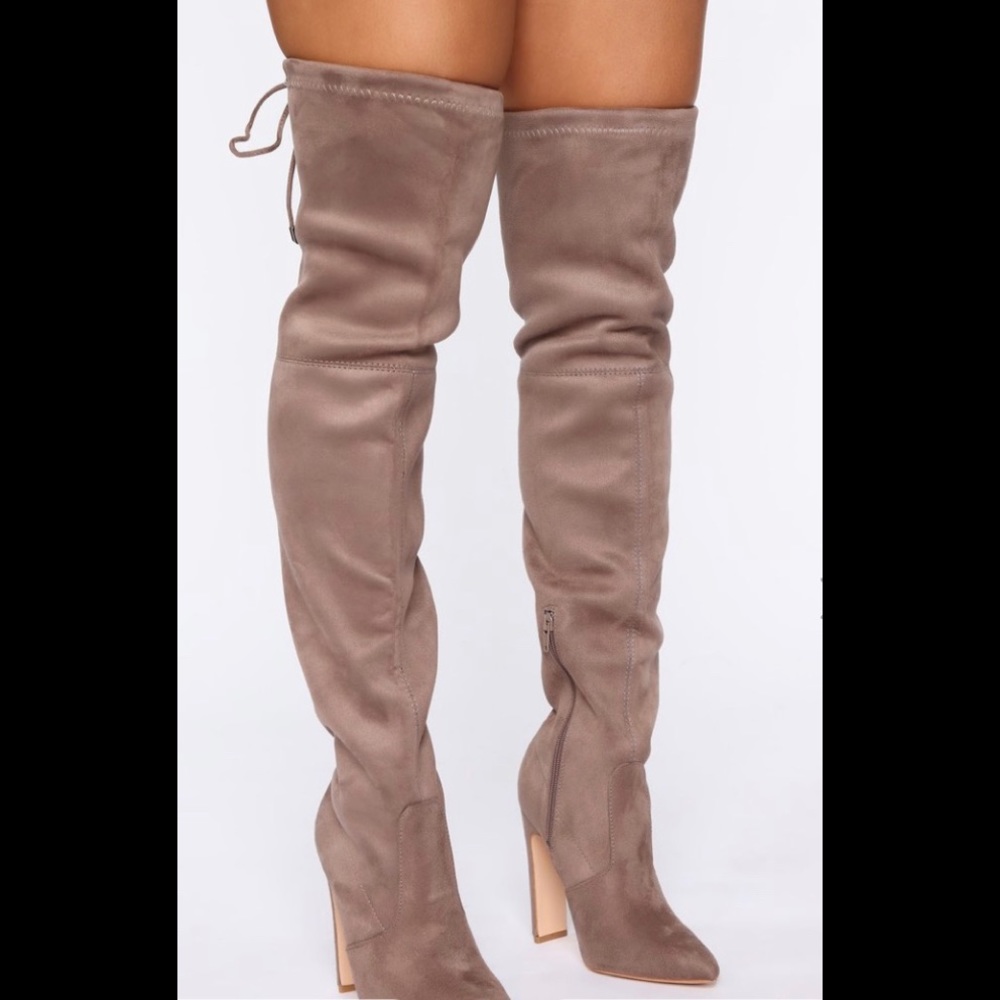 Beautiful knee high boot